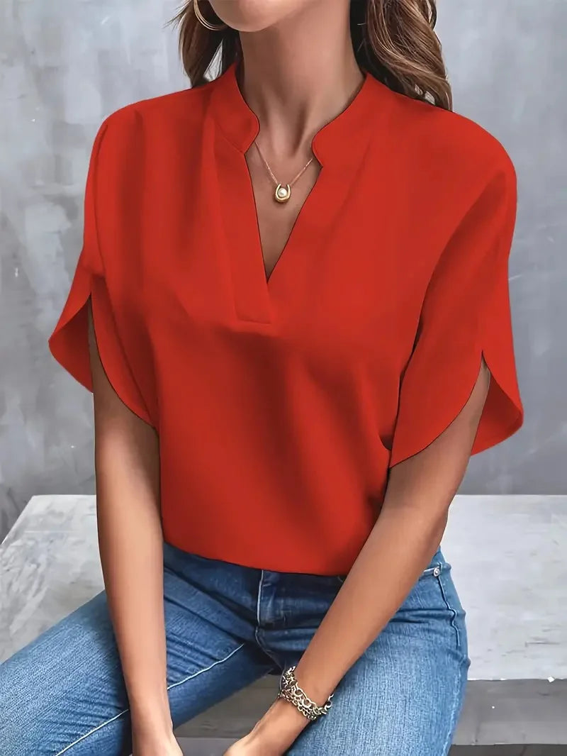 Elara – Losvallende blouse met V-hals