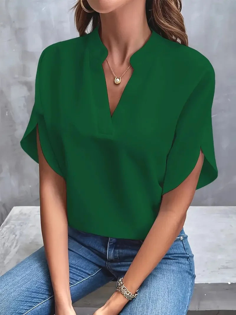 Elara – Losvallende blouse met V-hals